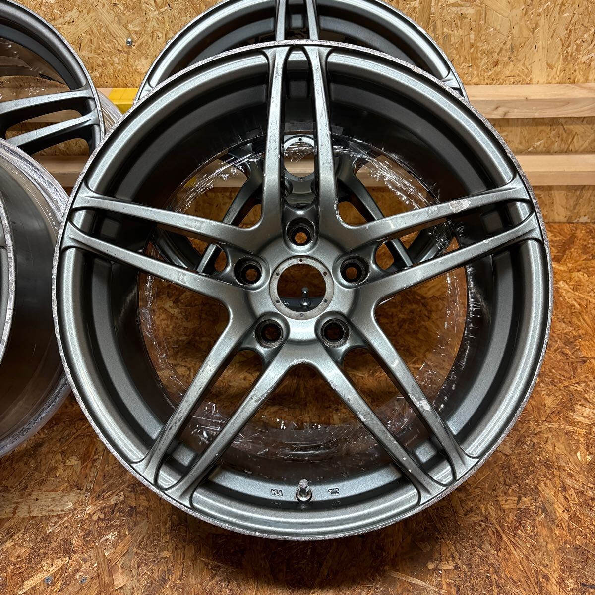 4x AVS Model 5 17x8 ET30 Grey